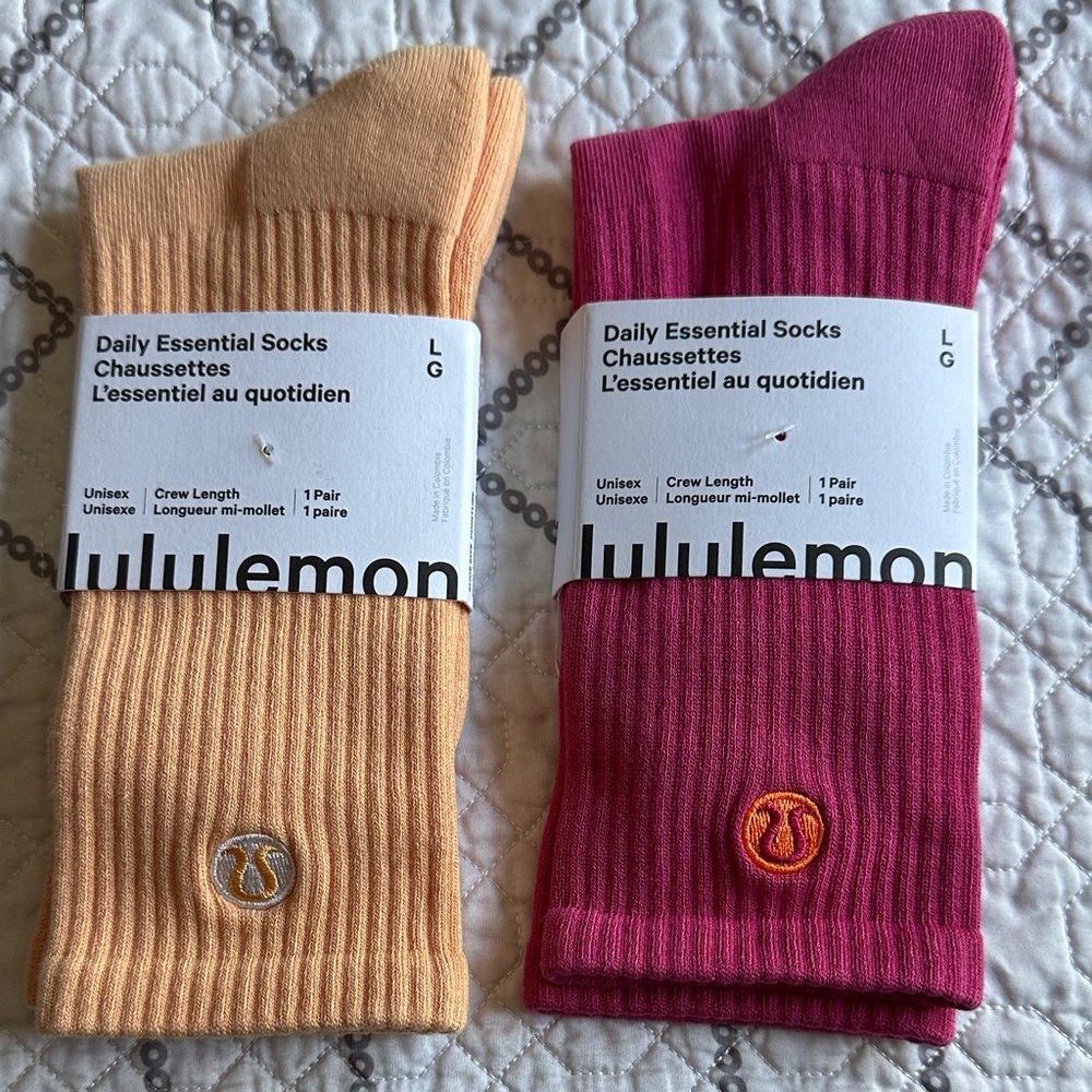 lululemon athletica Daily Essential Crew Socks — Peach & Magenta